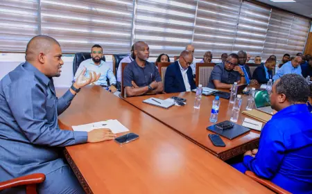 Energy Minister meets oil marketers, assures steady fuel supply amid global disruptions