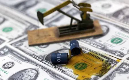 Brent heads for record monthly leap as Houthi attacks widen Gulf conflict